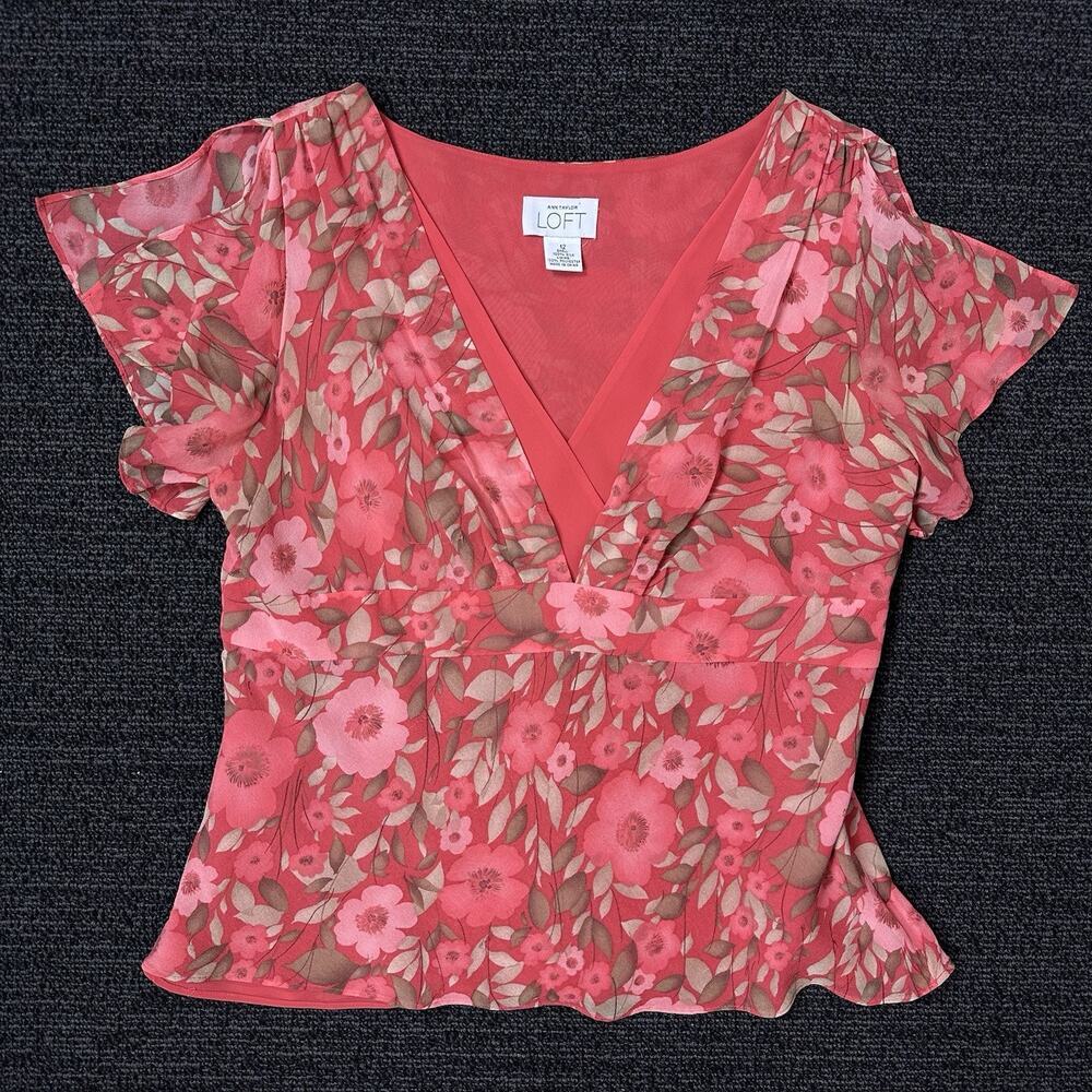 Ann Taylor LOFT Y2K Babydoll Coral Pink Floral Short Sleeve Silk Womens Size 12